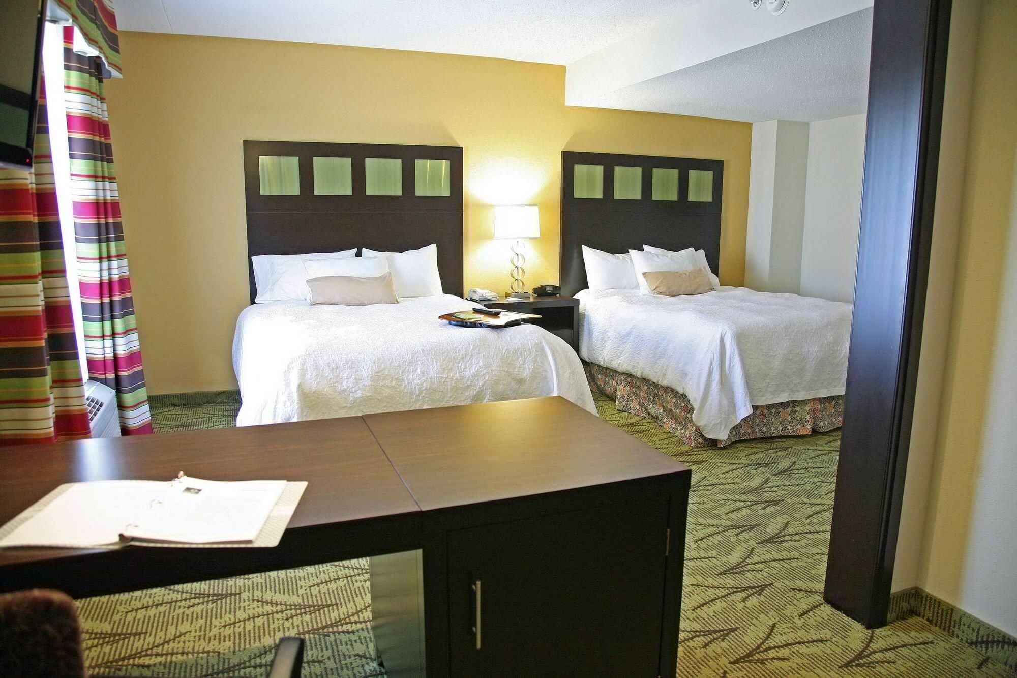 Hampton Inn & Suites Tulsa-Woodland Hills Buitenkant foto